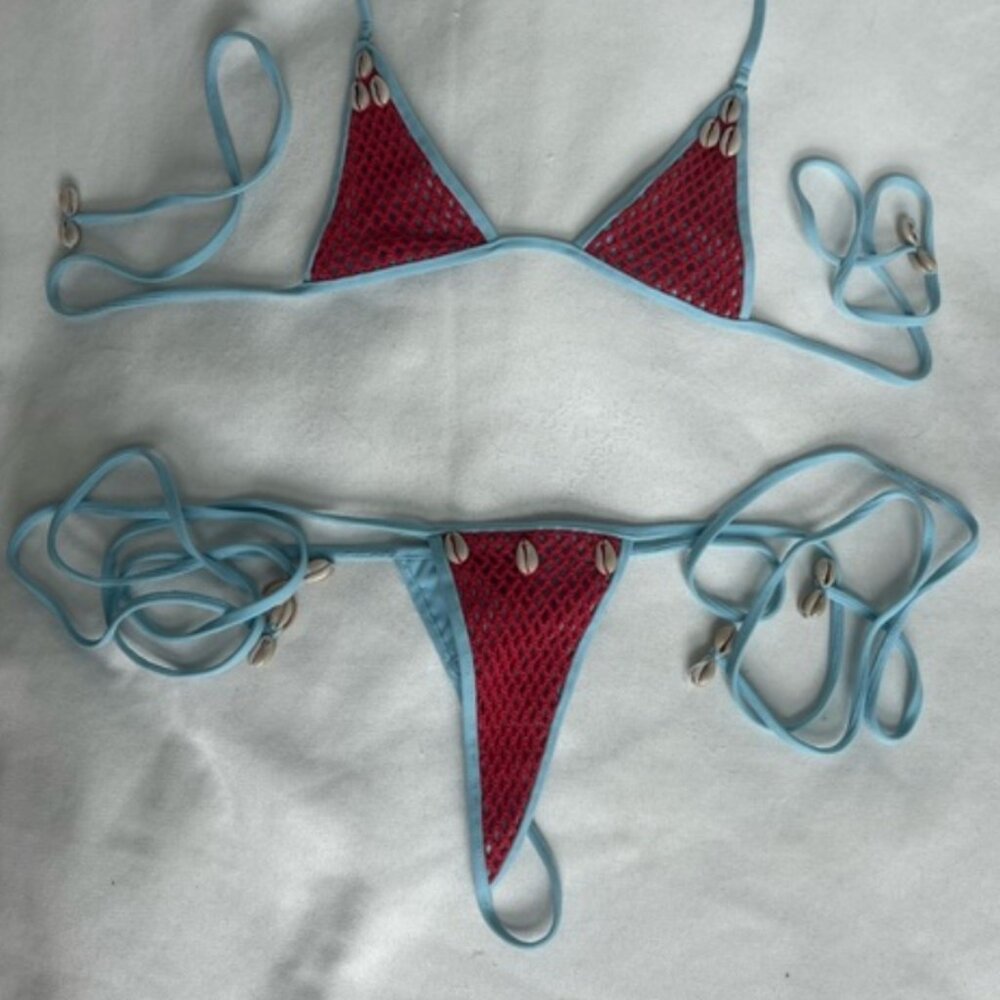 Andi Bagus Bikini